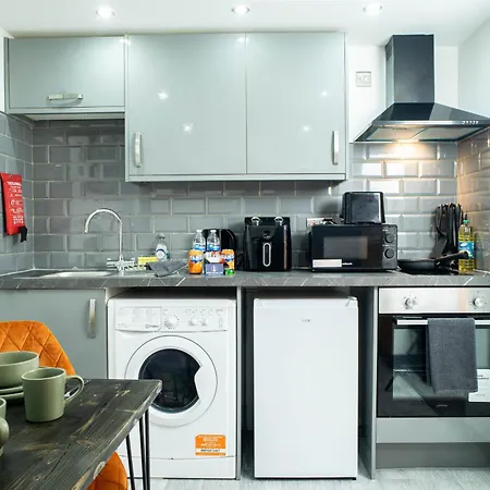 Centre With Self Check-in Washer Dryer Netflix & Wifi ブラッドフォード