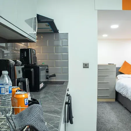 Lägenhet Studio Near Broadway Ideal For Couple Stays